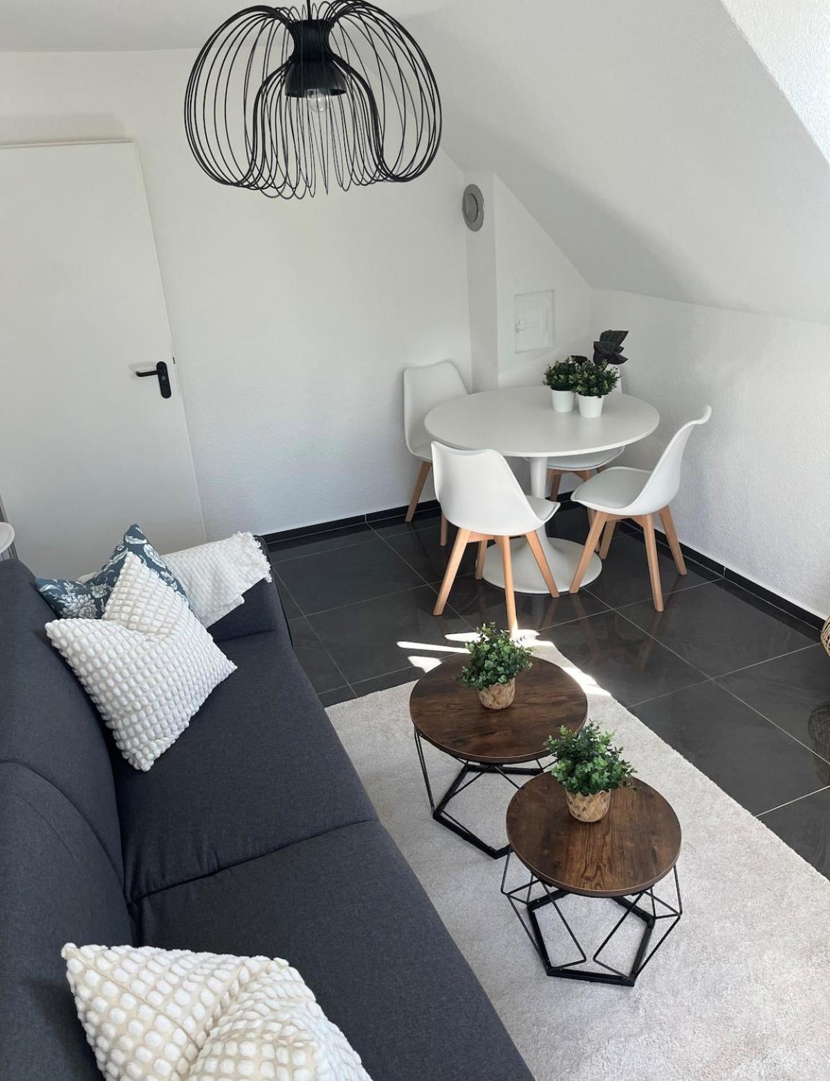 Apartment Charming In *